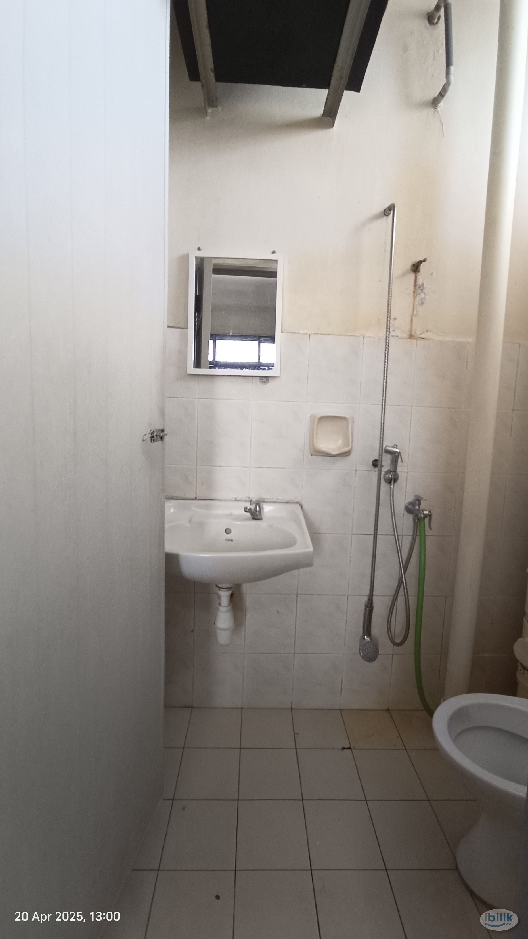 Master Room at Sungai Dua, Penang - Image 5
