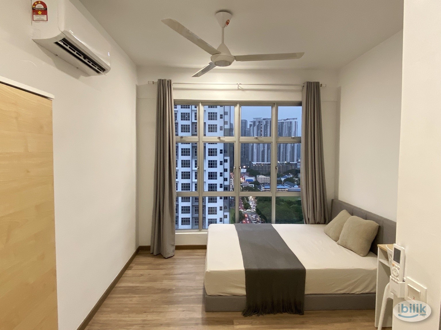 Residensi Brickfields Master Room w Attached Bathroom - Image 1