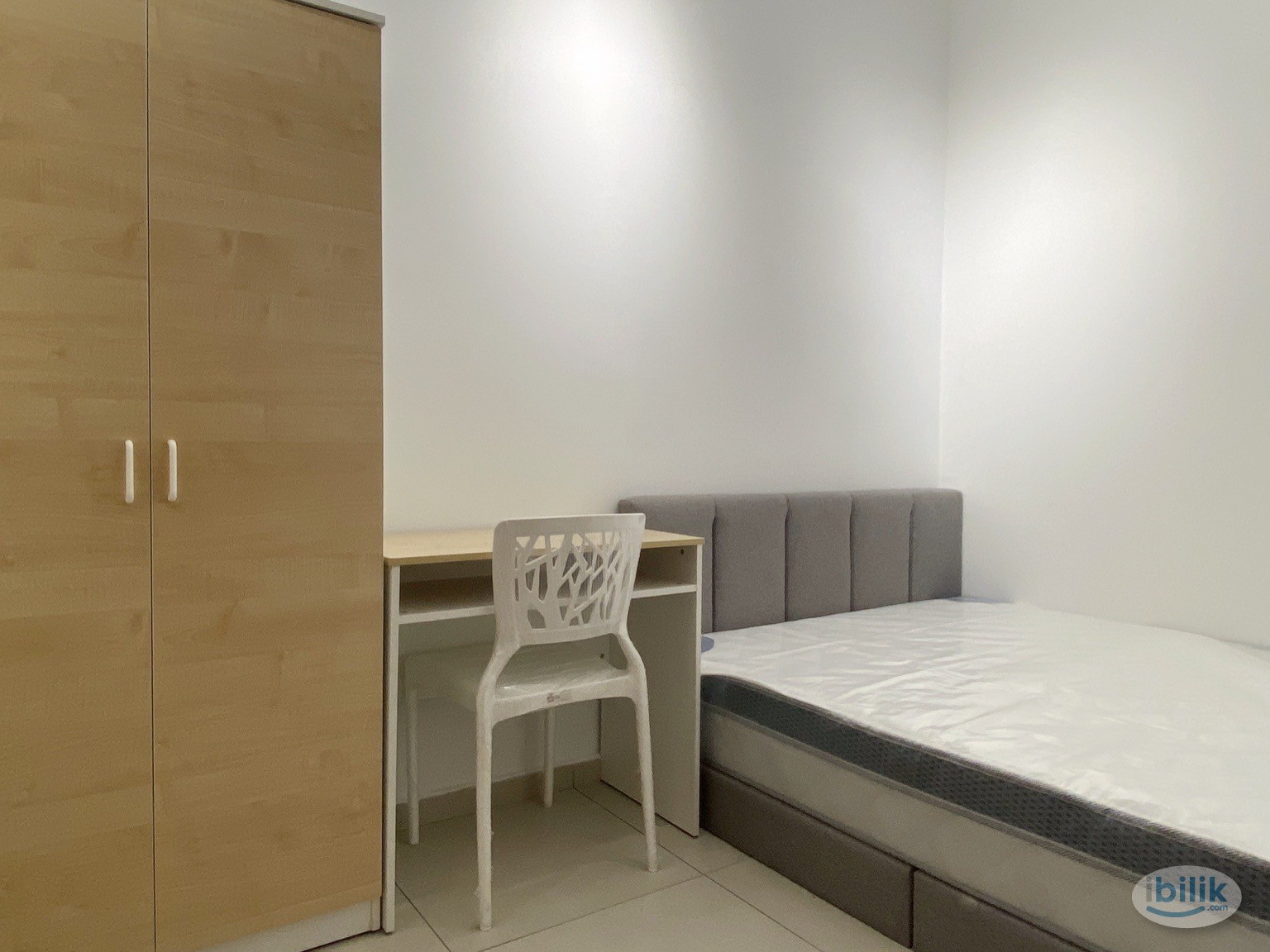 Near LRT Bangsar - Residensi Brickfields middle room - Image 1