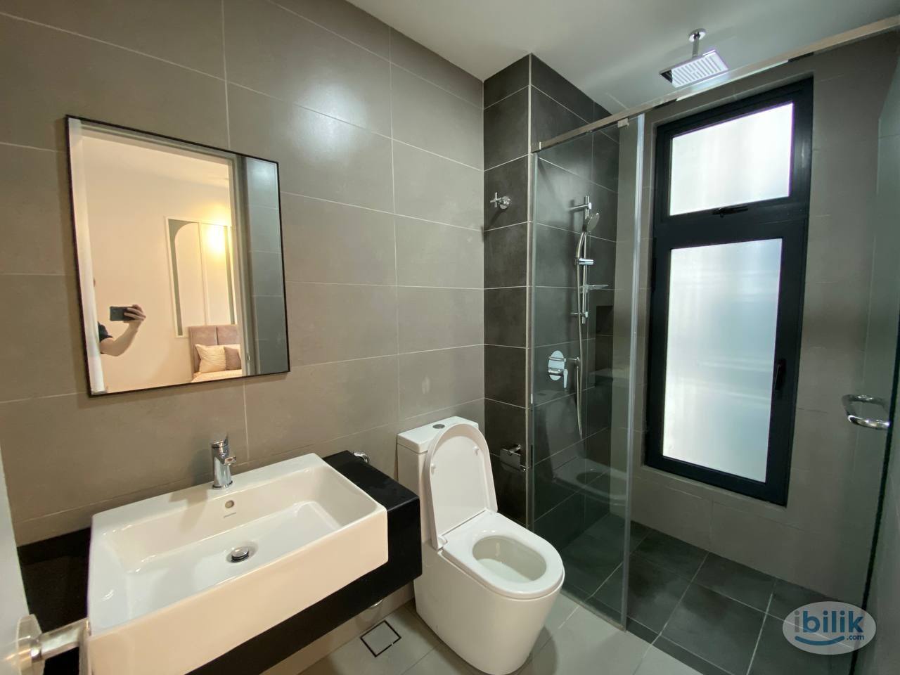 🏡 Fully Furnished Master Room for Rent @ Sunway Belfield - Image 5