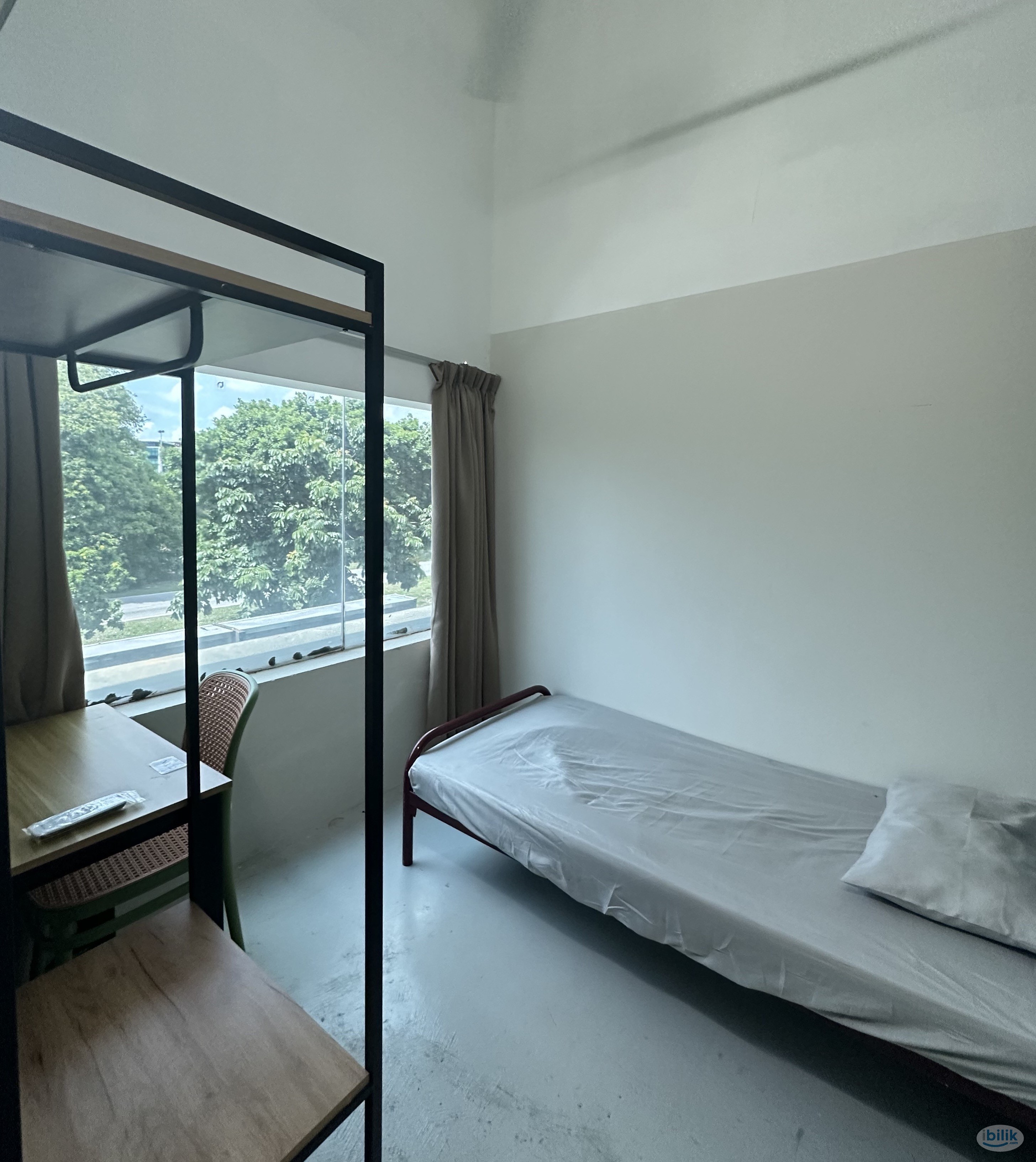 ‼️🤩 WINDOW SINGLE ROOM IN SHAH ALAM 🤩‼️ MOVE IN IMMEDIATELY WITH ZERO DEPOSIT ‼️😱 - Image 1