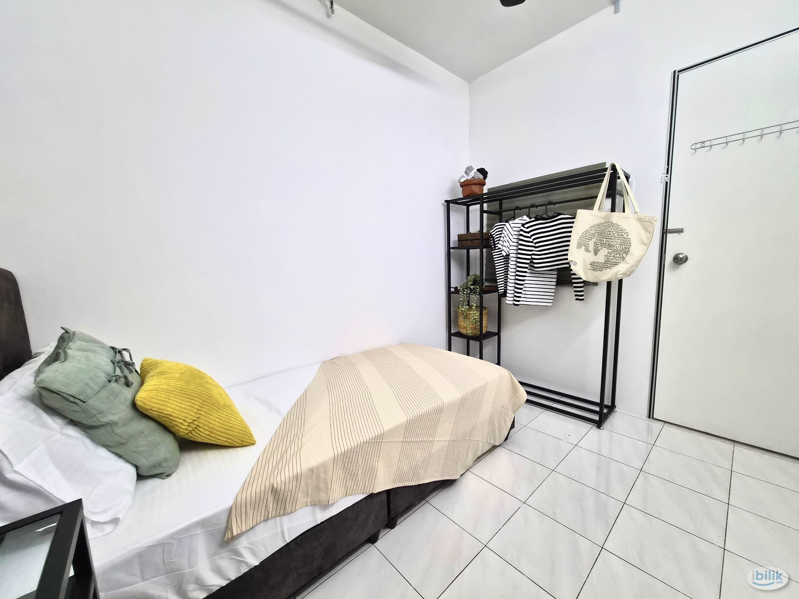 Single Room at Taman Pekaka, Sungai Dua - Image 5