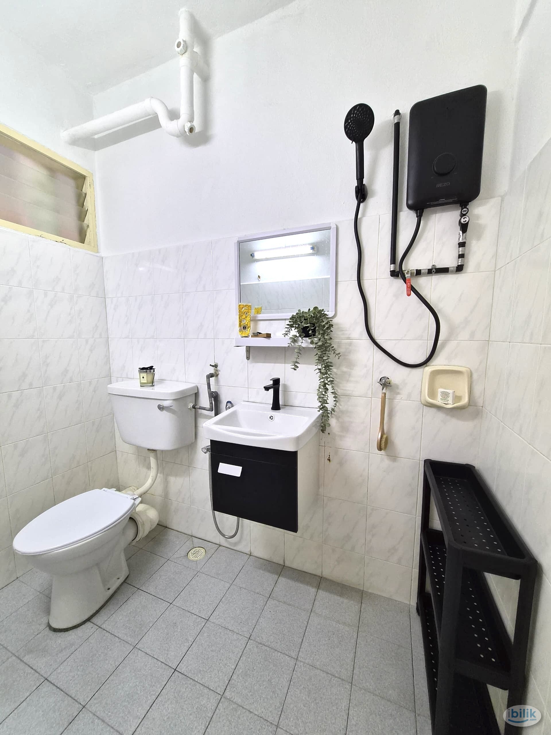 Single Room at Taman Pekaka, Sungai Dua - Image 5