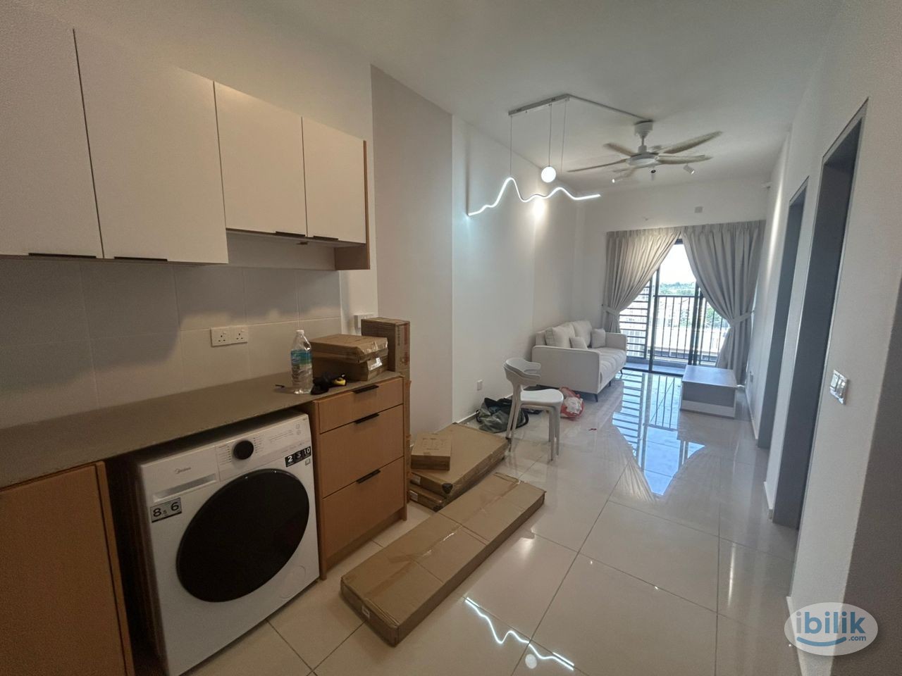 One Equine Master room, APU, MRT, UPm - Image 1