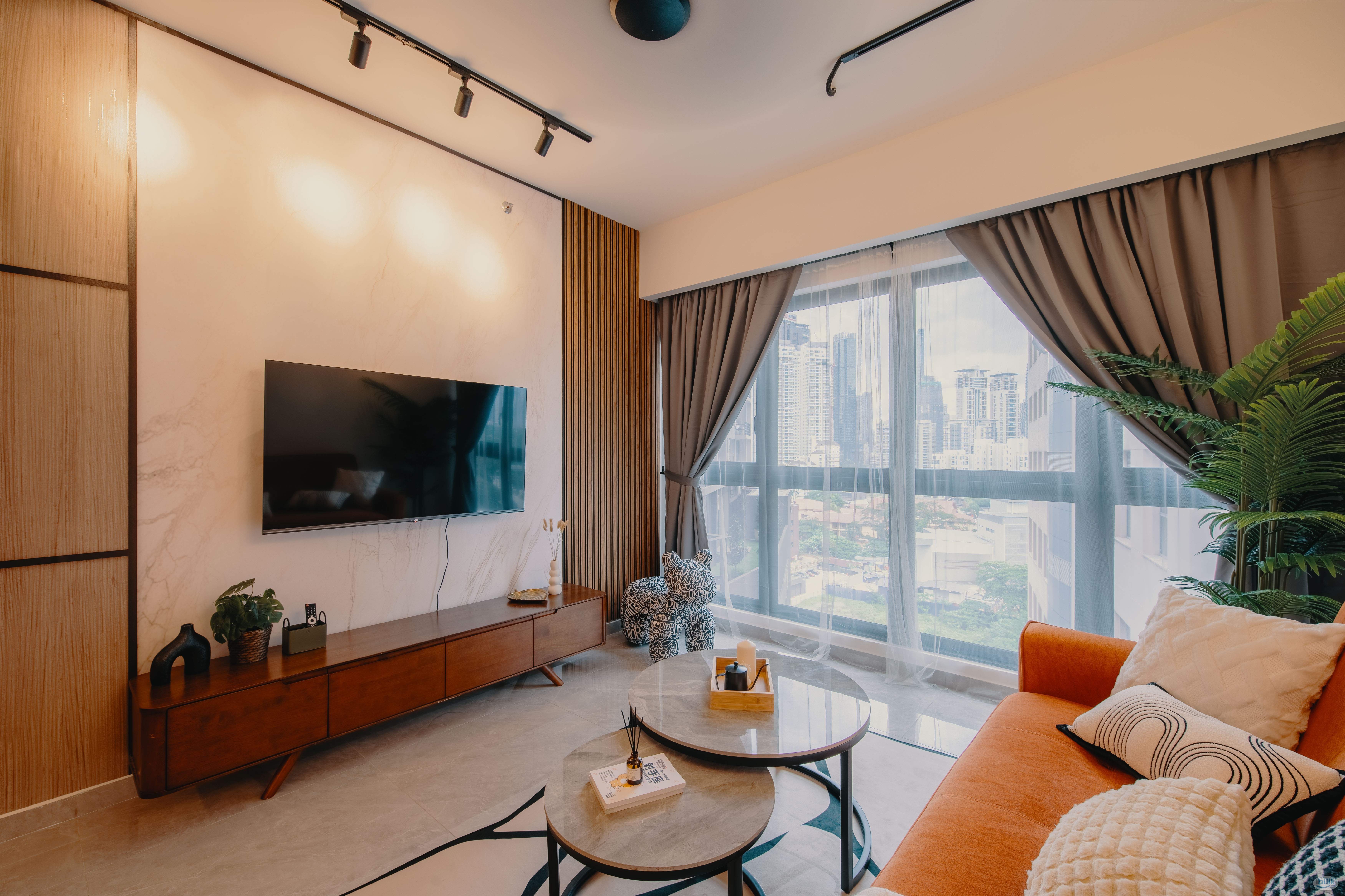 5mins to TRX/TRX MRT; 10mins to Pavilion Bukit Bintang; 2B1b Unit Fully Furnished (Agile Bukit Bintang) - Image 1