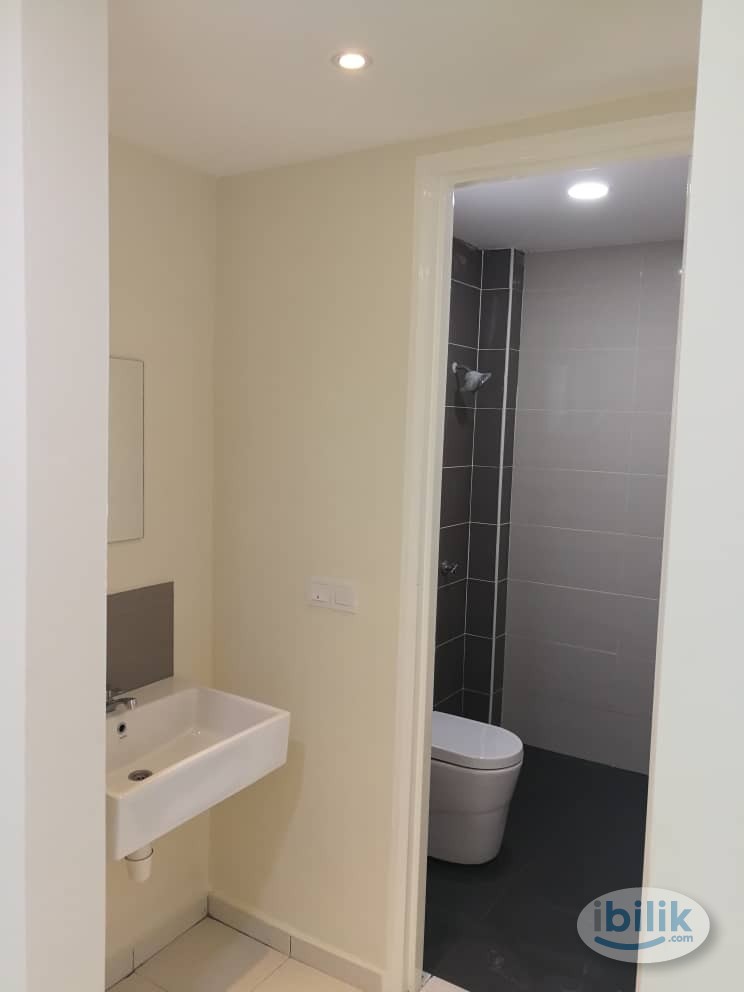 Master Room at Ozana Residence, New taman. Infineon,maxwell,ATX,Manipal,MMU,UTEM - Image 4