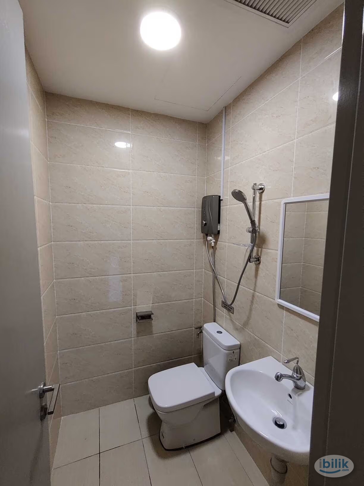 Master Room at SS4, Kelana Jaya - Image 5