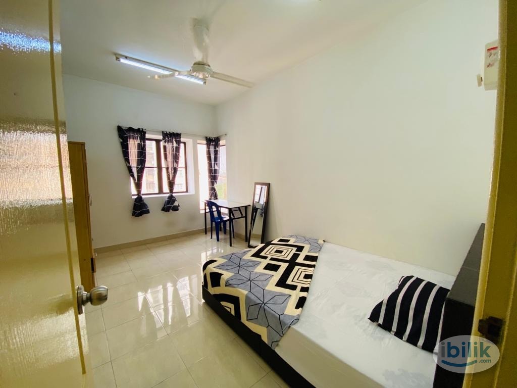 Nice Middle room at pelangi utama - Image 1