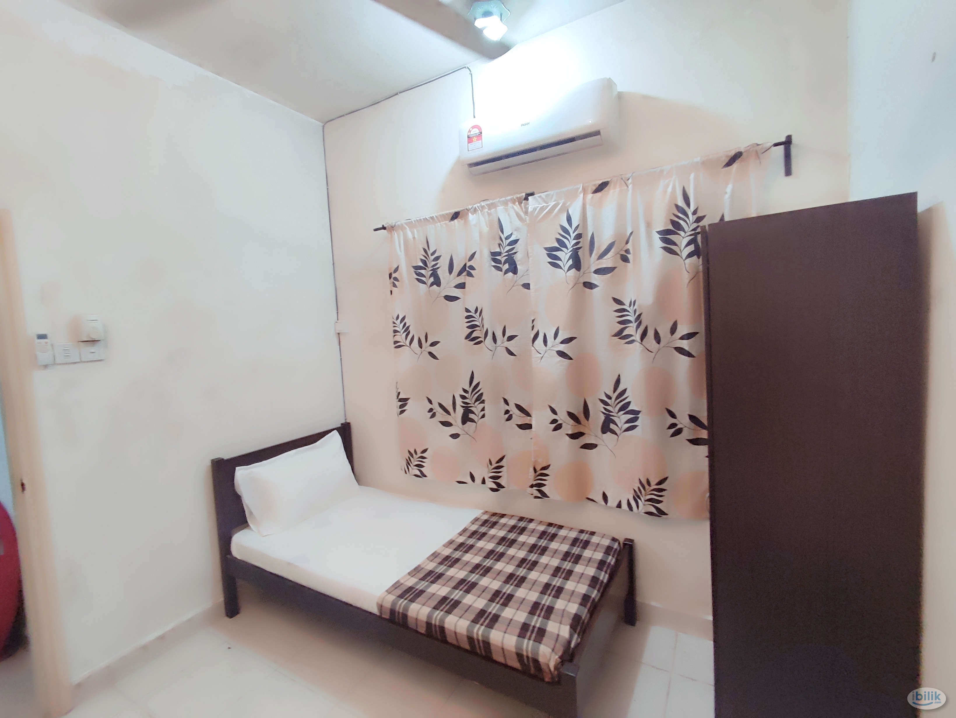 Best small room at pelangi utama Condominium - Image 1
