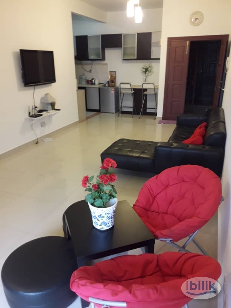 Female master room available at pelangi utama Condominium - Image 5