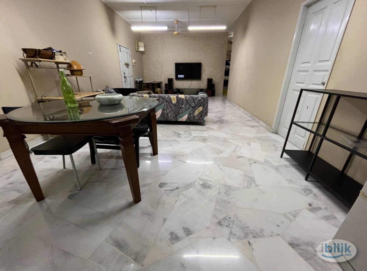 Room in Kampung Baru Ampang - Image 3