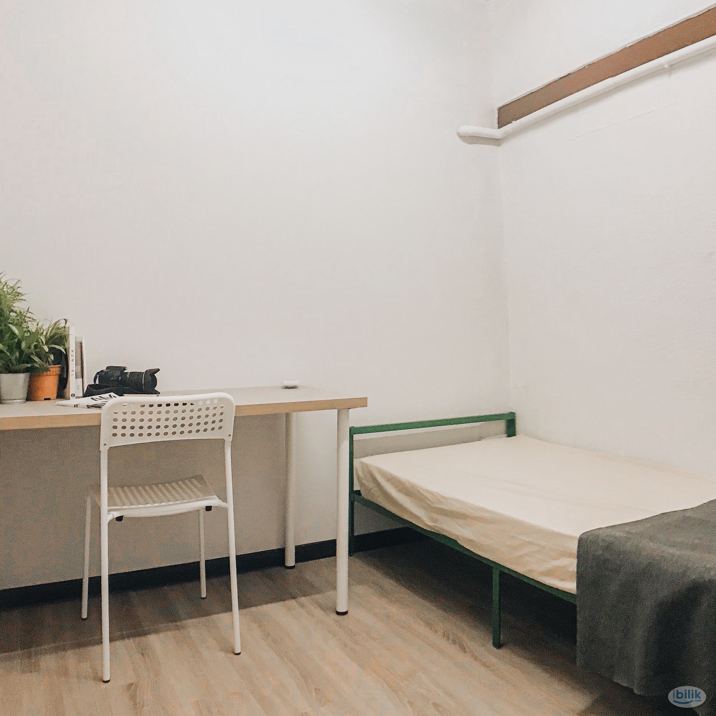 Fully Furnished Student Accommodations in Lorong Selamat, George Town, Penang - Image 2
