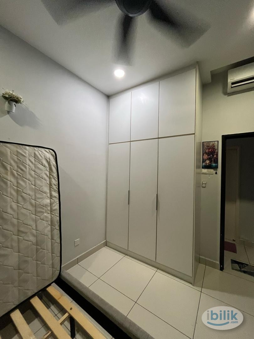 Single Room at Kiara Plaza, Semenyih - Image 2