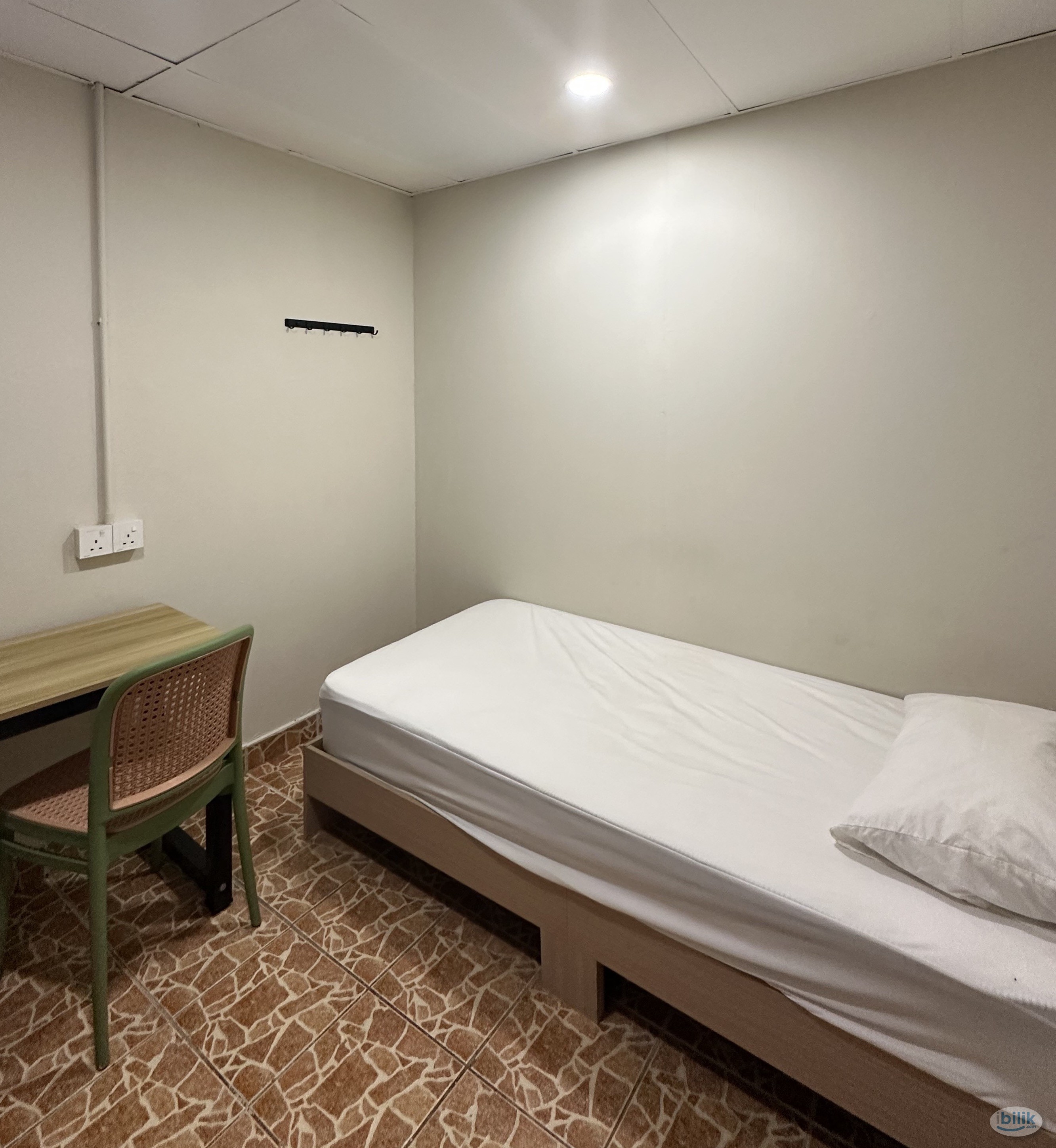 ‼️🤩SPACIOUS ROOM WITH PRIVATE BATHROOM NEAR LRT KL SENTRAL ‼️🚊 ZERO DEPOSIT OFFER 💯 - Image 1