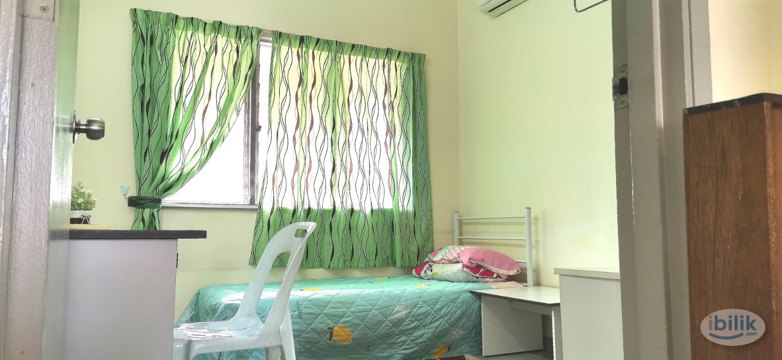 Middle Room at Bandar Puchong Jaya, Puchong - Image 2