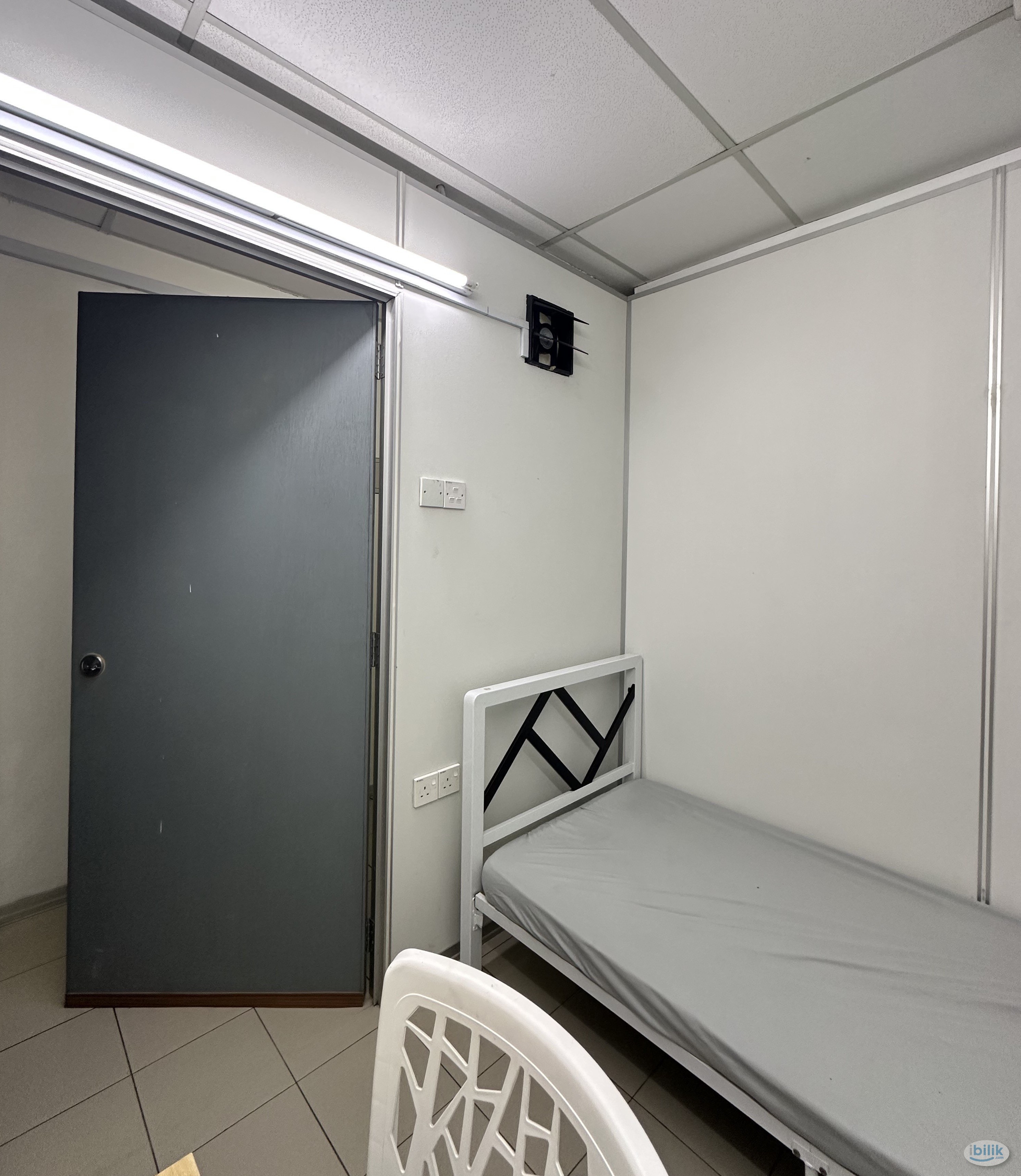 ‼️🤩 Single room at Ara Damansara🤩‼️MOVE IN IMMEDIATELY WITH ZERO DEPOSIT ‼️😱 - Image 4