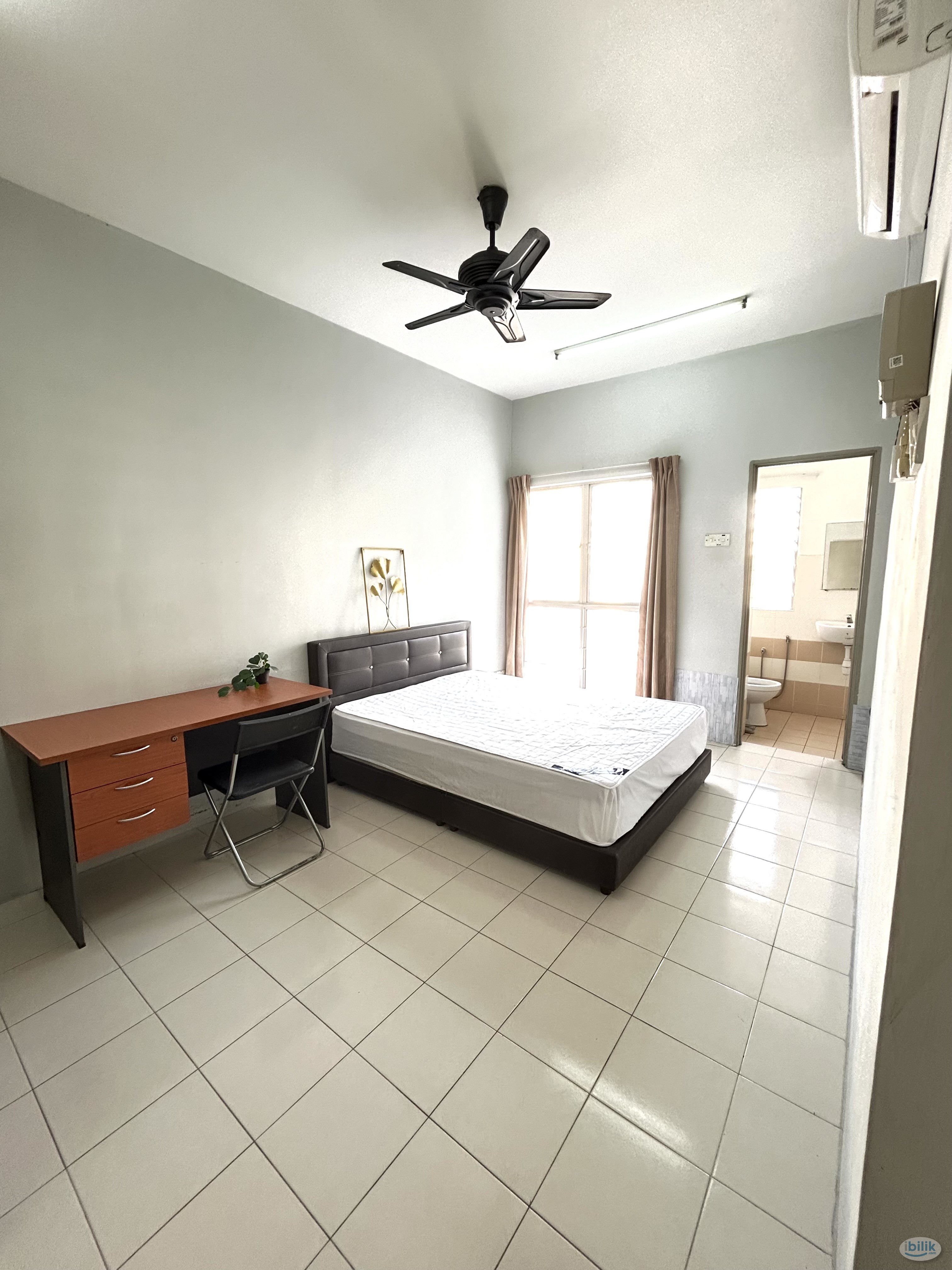 Master bedroom with private bathroom for rent at Residensi Laguna condo, Bandar Sunway - Image 1