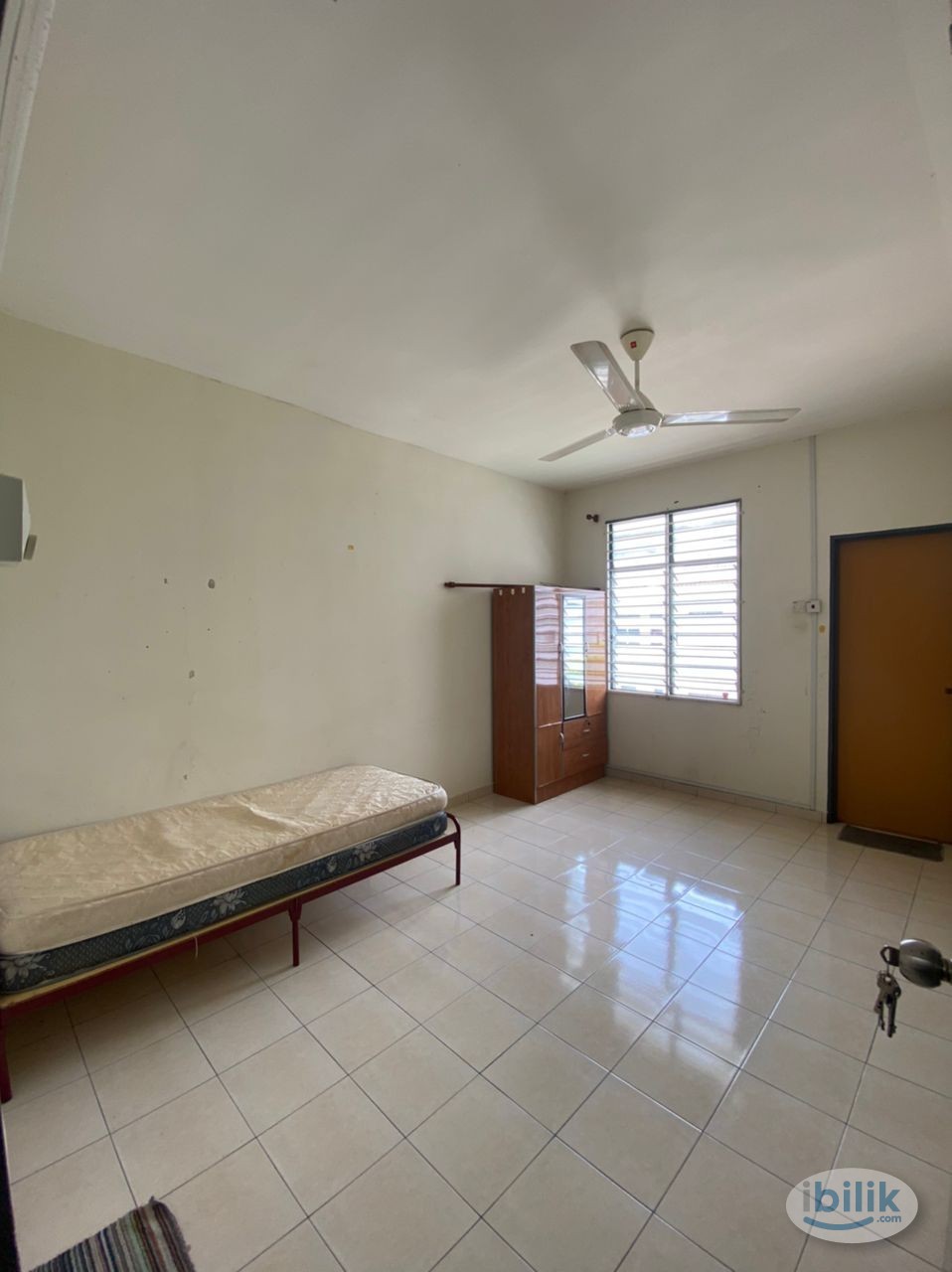 ROOM FOR RENTAL ATTACHED WITH BATHROOM - Image 2