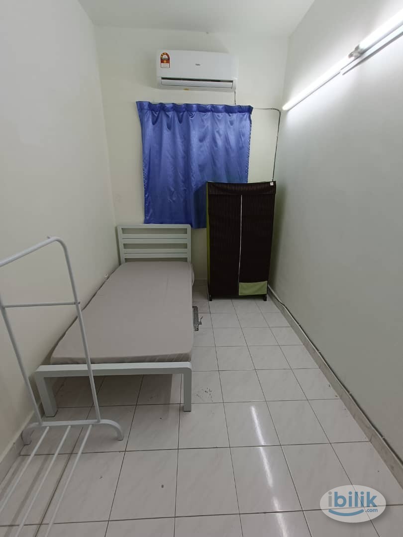 Single Room at Puchong, Selangor,IOI Mall Puchong, Hero Market, Lotus,LRT Puchong,Zero Deposit, Urgent Move In😍📍🚩📍 - Image 1