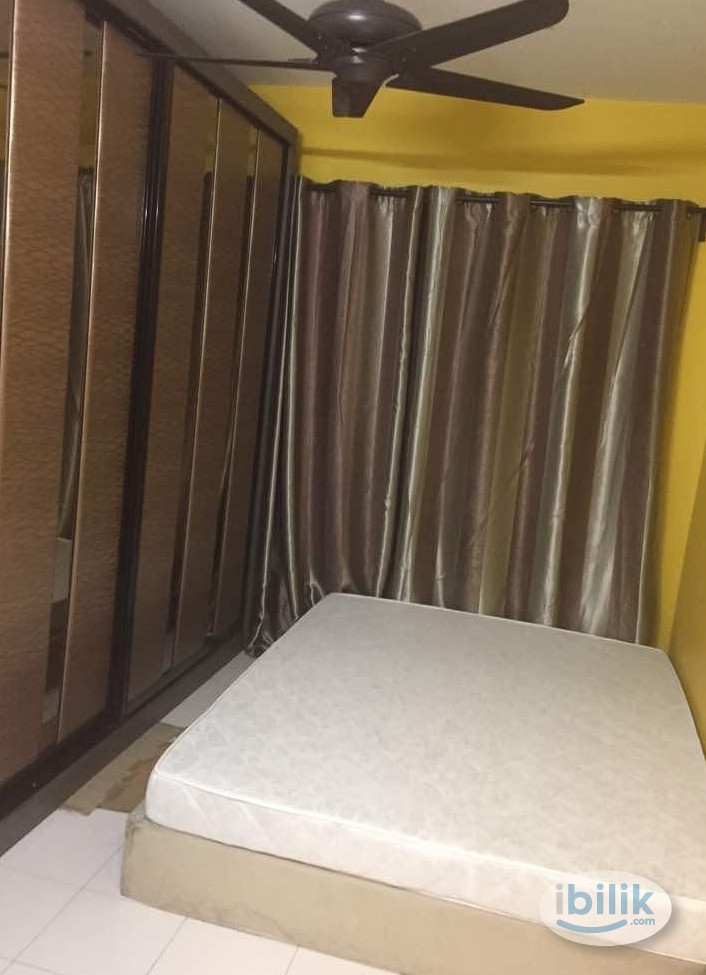 Middle Room at Shah Alam, Selangor - Image 2