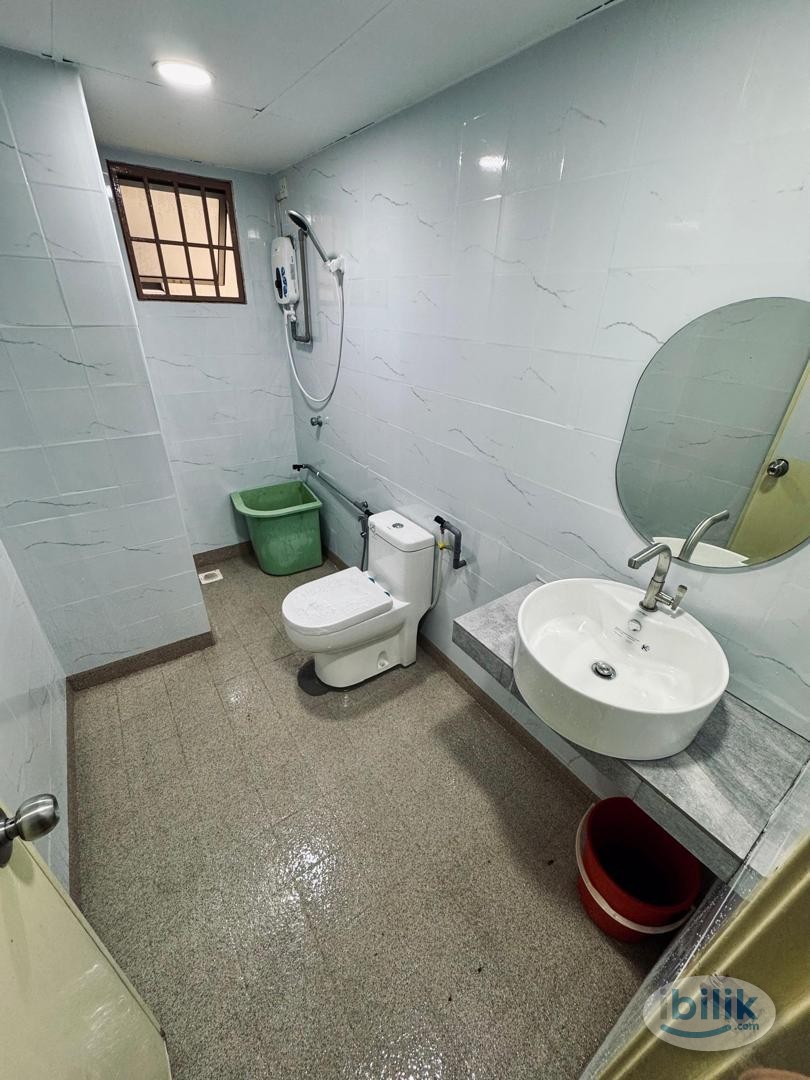 Middle Room at Prima Setapak I Setapak with utility RM 480 - Image 4