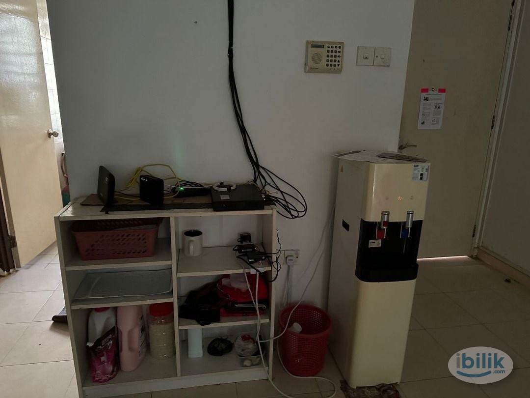 Middle Room at Cyberia SmartHomes, Cyberjaya - Image 2