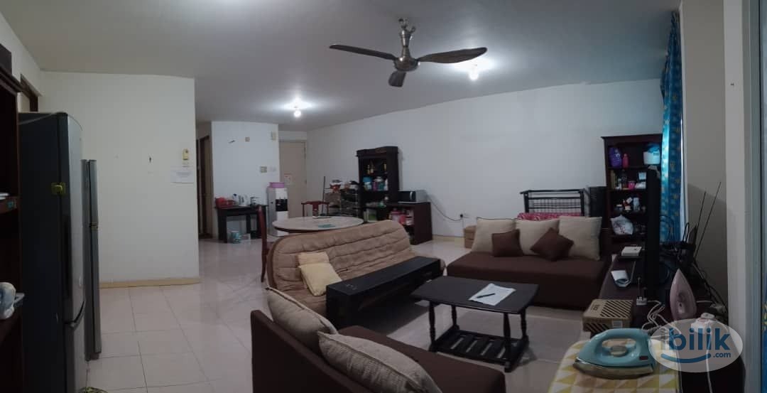 Middle Room at Cyberia SmartHomes, Cyberjaya - Image 3