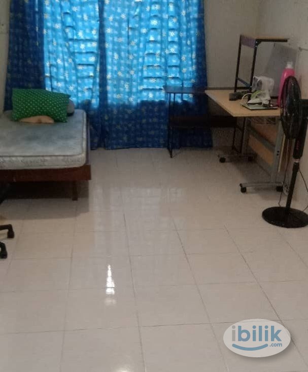 Middle Room at Cyberia SmartHomes, Cyberjaya - Image 4