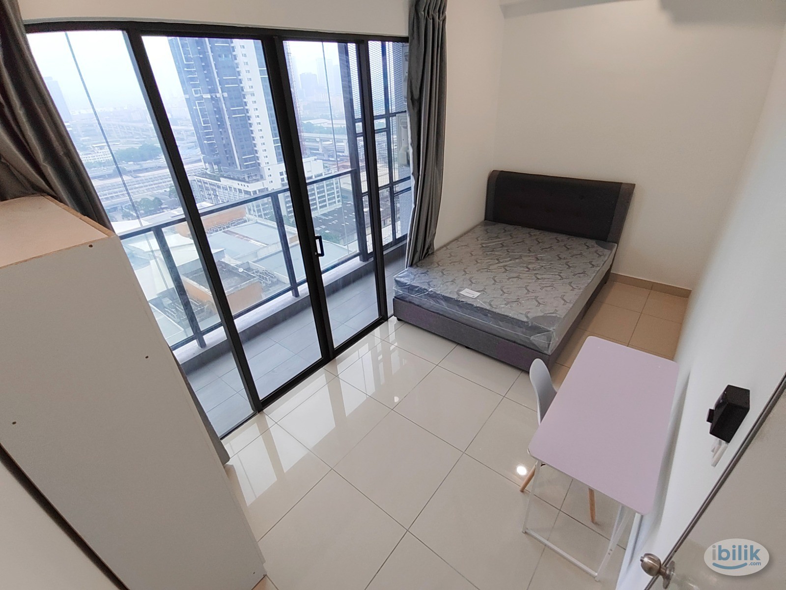 Middle Room with balcony at Trion @ KL, Sungai Besi - Image 1