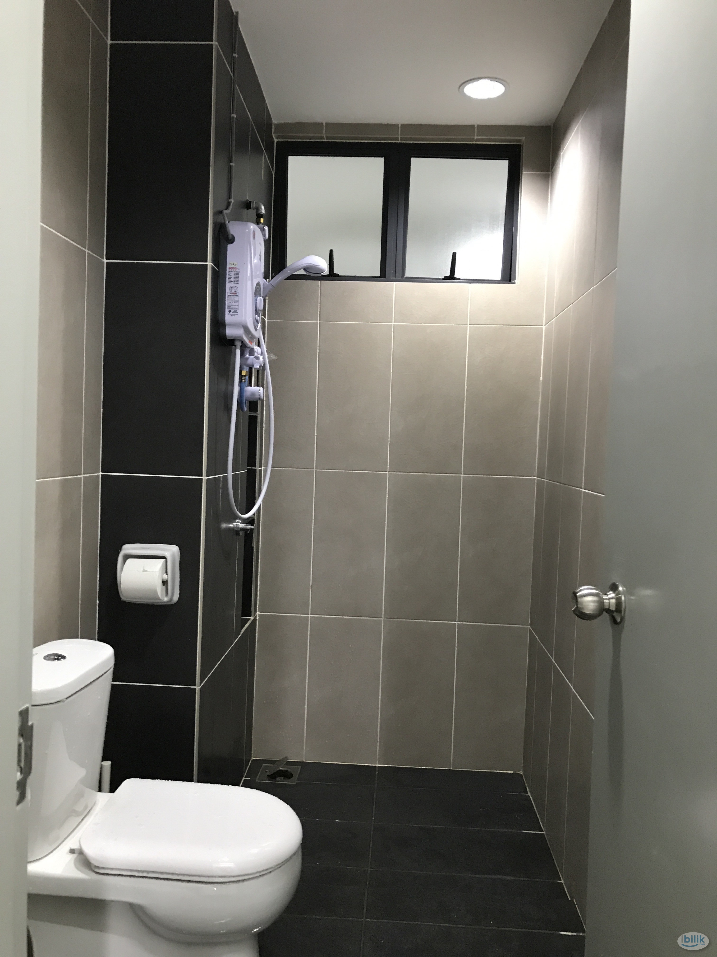 F.Furnished Master Room at You Vista @ Cheras (3 min walking tio MRT Tmn Suntex) KL Sentral, Velocity, B.Bintang - Image 2