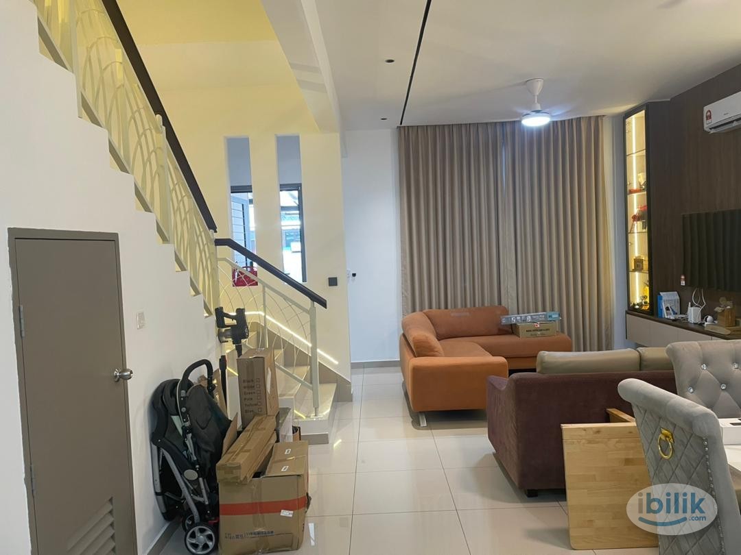 Middle Room at Seri Austin, Tebrau - Image 2