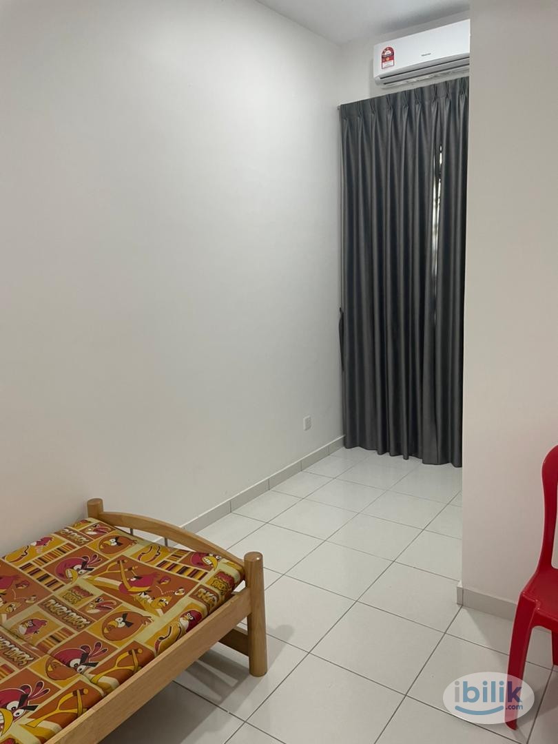 Middle Room at Seri Austin, Tebrau - Image 3