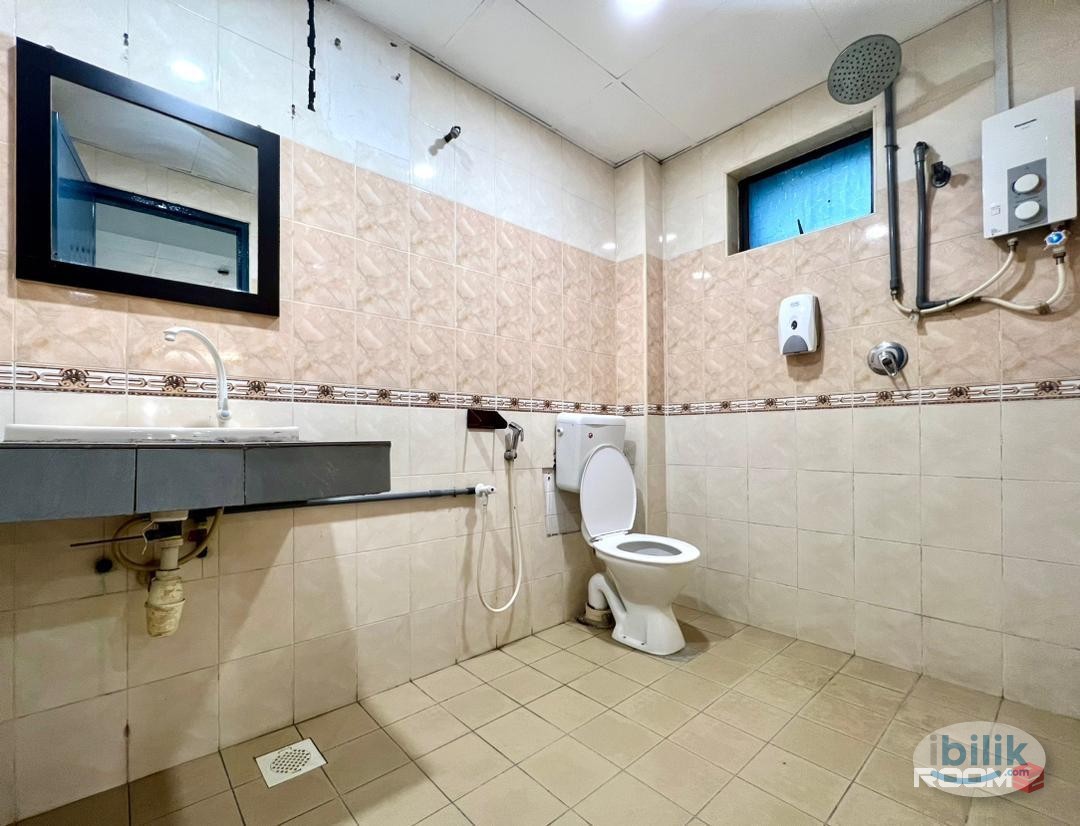 🌟🔥Close to CIQ, Mid Valley & KSL🌟🔥 - Cozy, fully furnished, LAST room available for rent🫶🏻✨ - Image 3