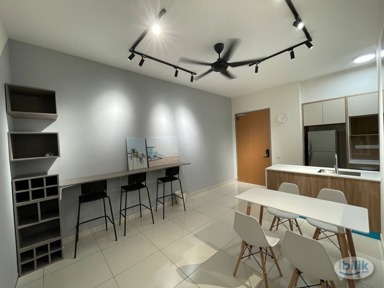 Middle Room With Balcony at Millerz Square, Old Klang Road - Image 5