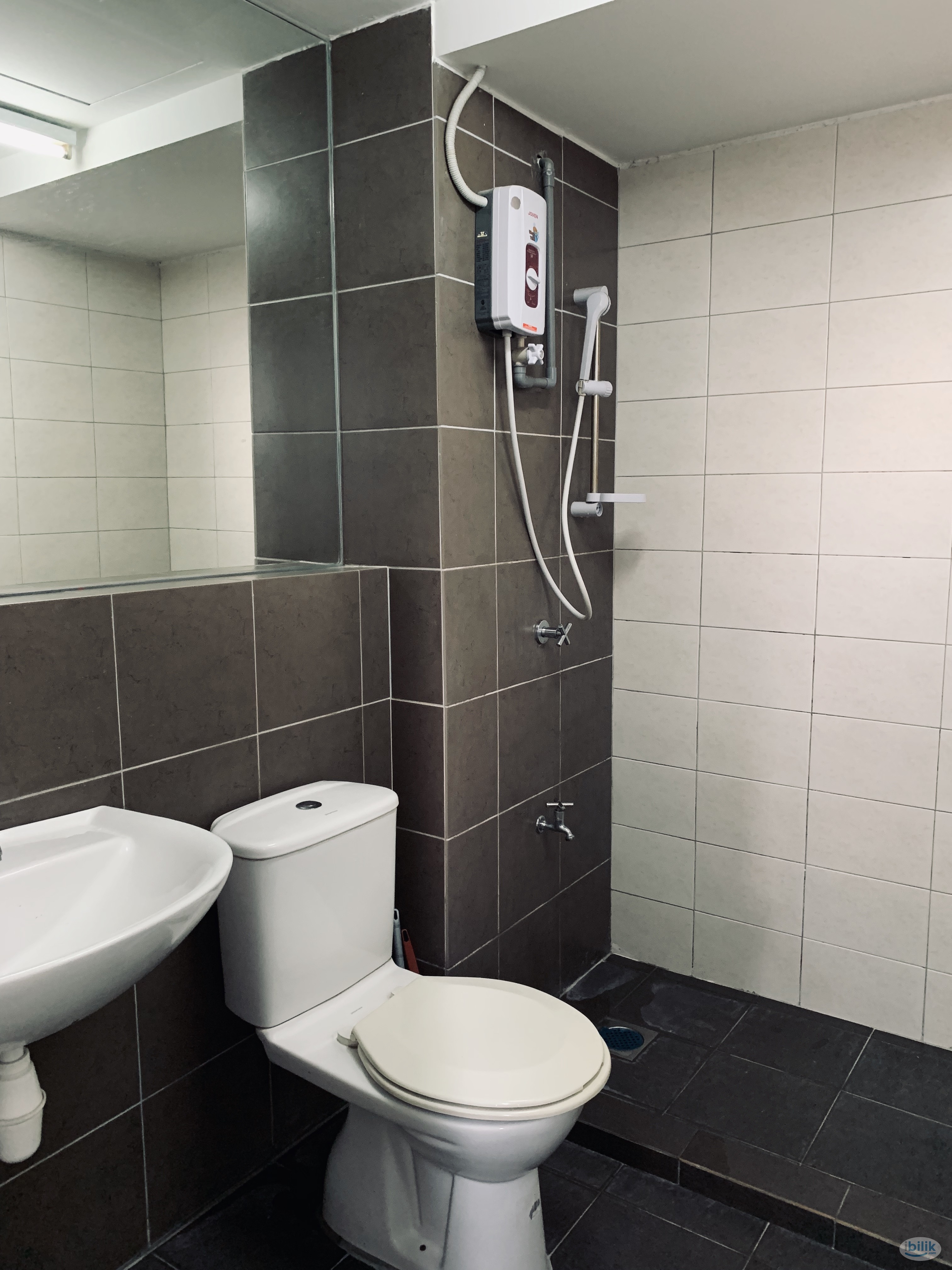 Single Room at Midfields, Sungai Besi - Image 3