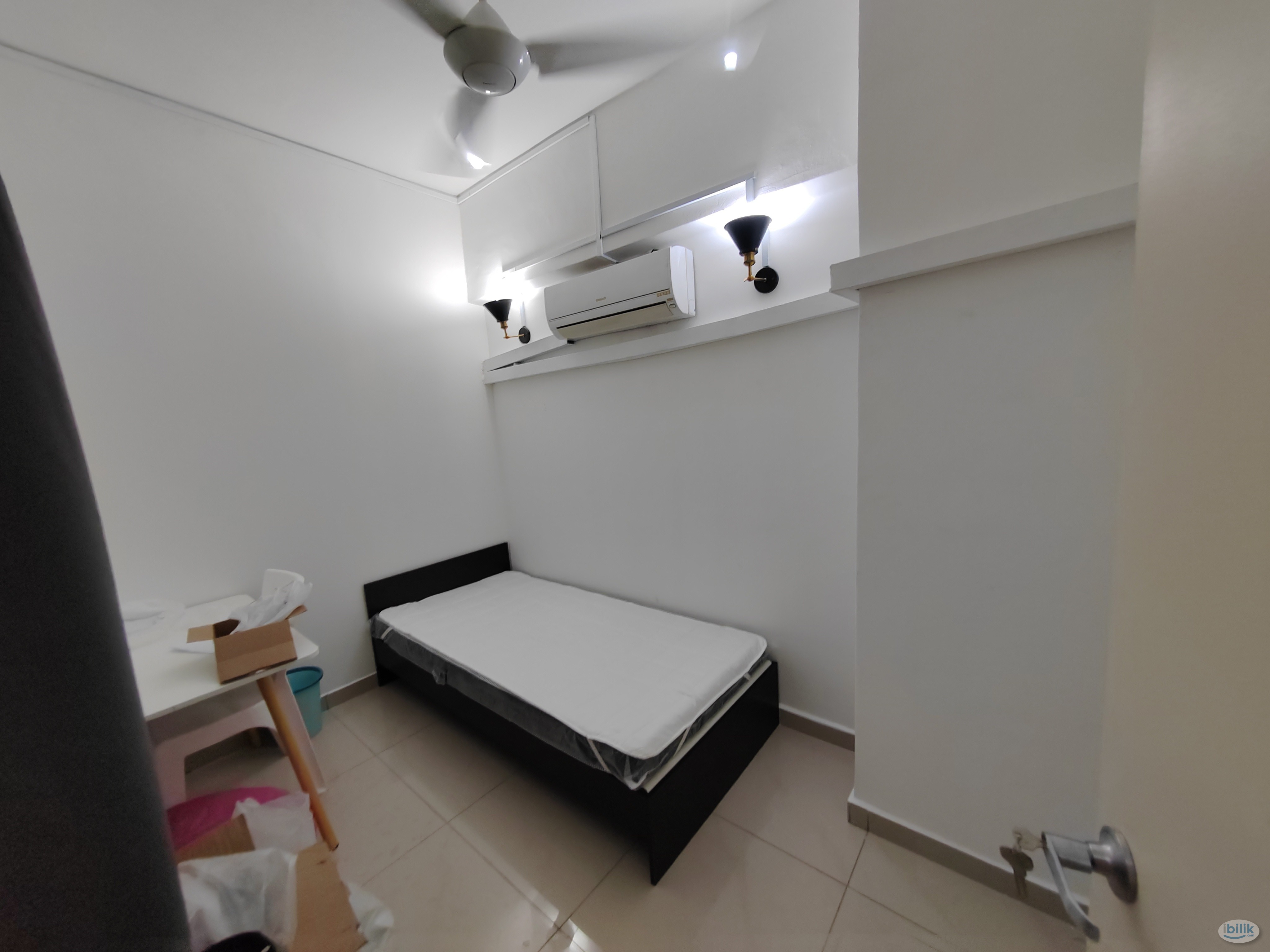 female only kepong sri damansara single room mrt2 ktm - Image 1