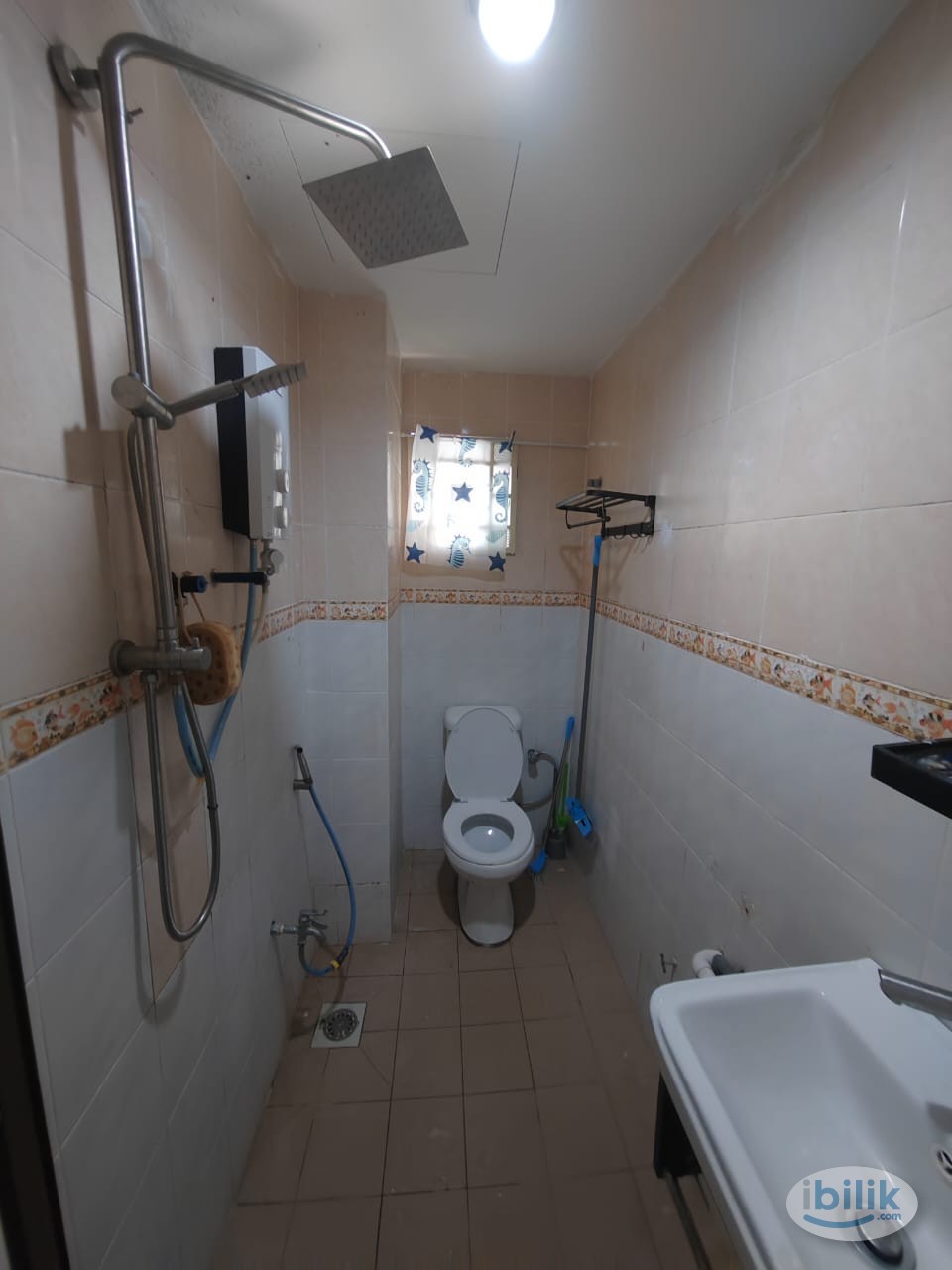 female only kepong sri damansara single room mrt2 ktm - Image 4