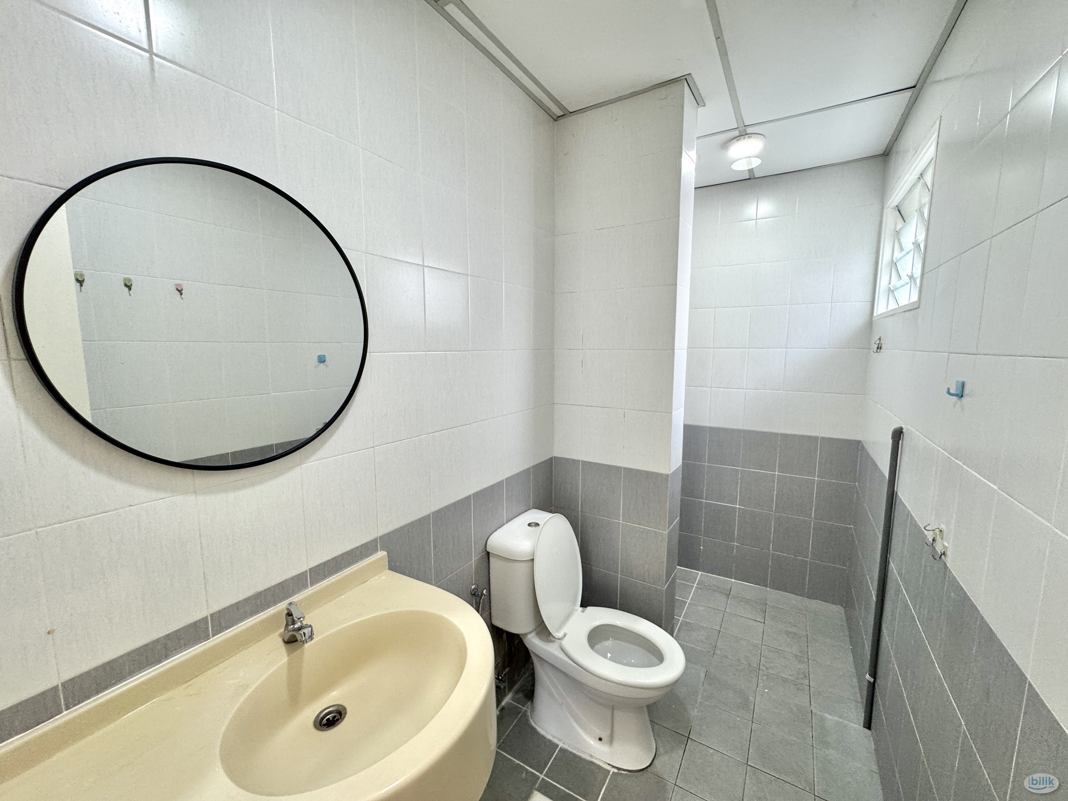 Fully Furnished Single Bedroom For Rent - Image 5