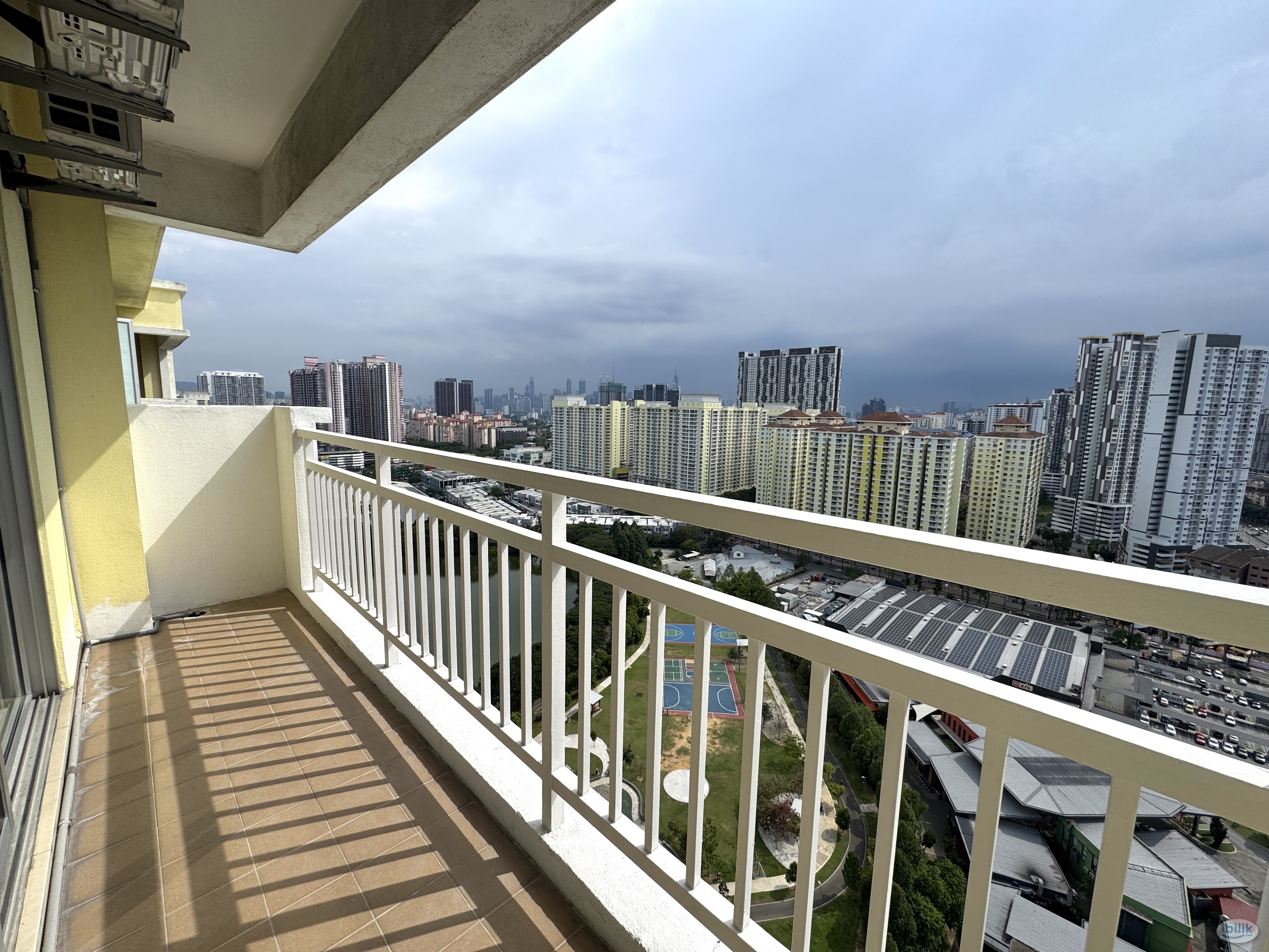 Fully Furnished Single Bedroom With Private Balcony For Rent - Image 3
