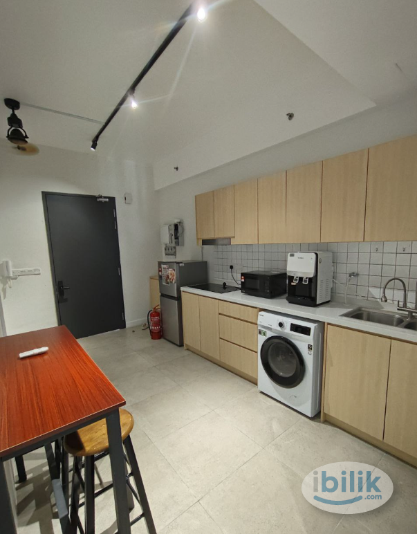🔥Near Sunway University & Taylor😮 Gallery  🏡 Room Rent @  Condo Union Suites 🏡‼️ Master Room ‼️🛋️ Fully Furnished 🛋️Low  - Image 5
