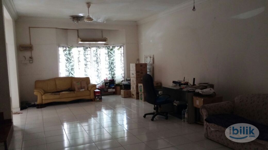 Bukit Rahman Putra Middle Room for Rent - Image 3