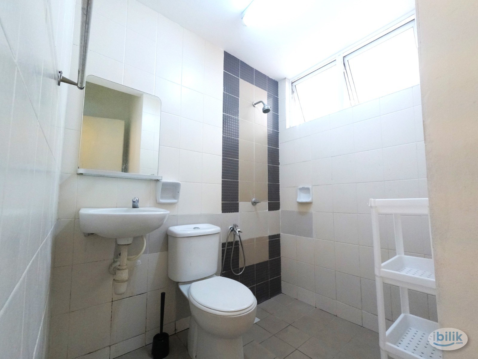 Bilik Tak Sharing | Girl Muslim | Single Room at Banjaria Court, Batu Caves | fully furnised | Sri Gombak - Image 5