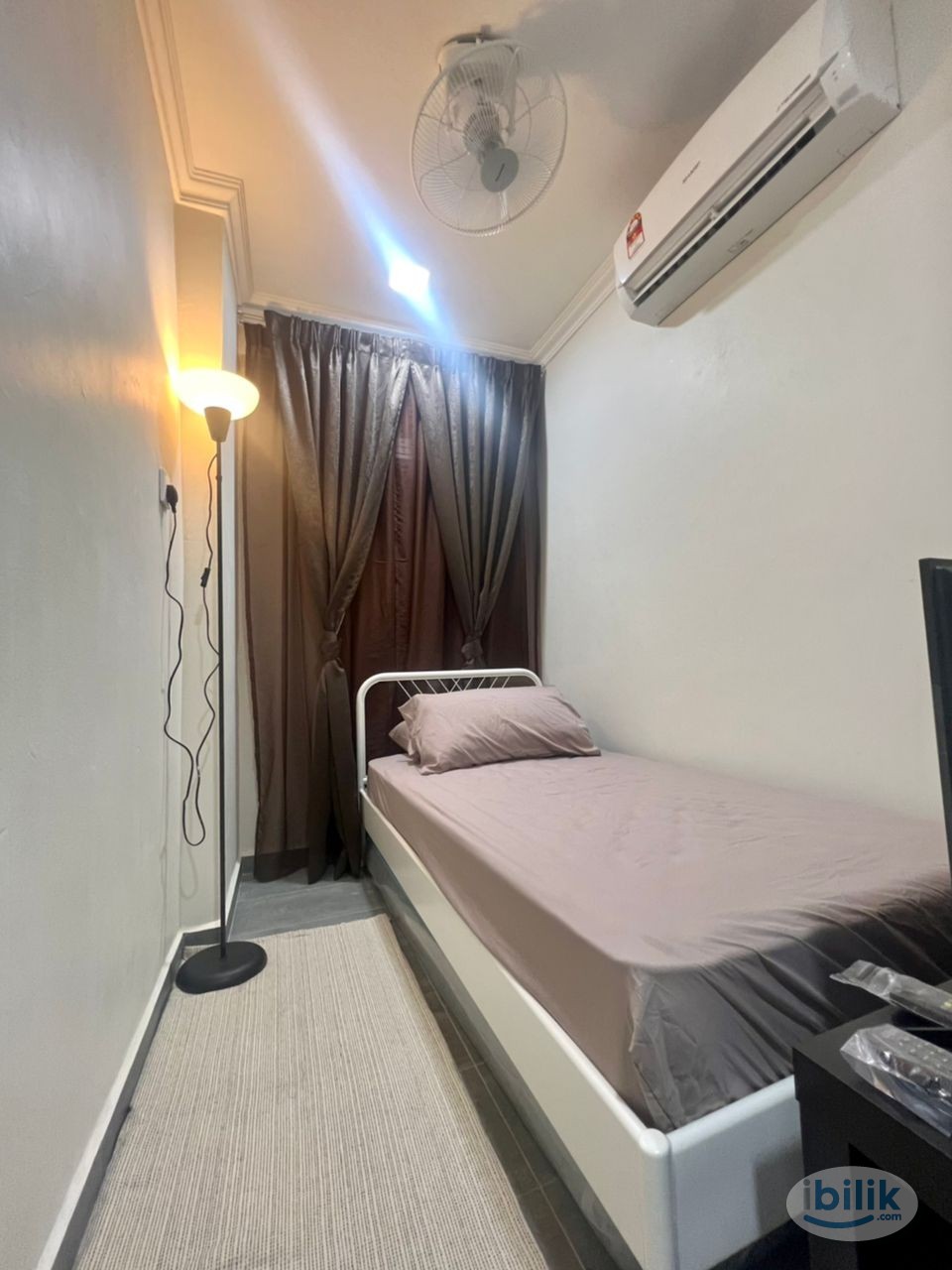 Middle Room at Kampung Baru, KLCC - Image 3