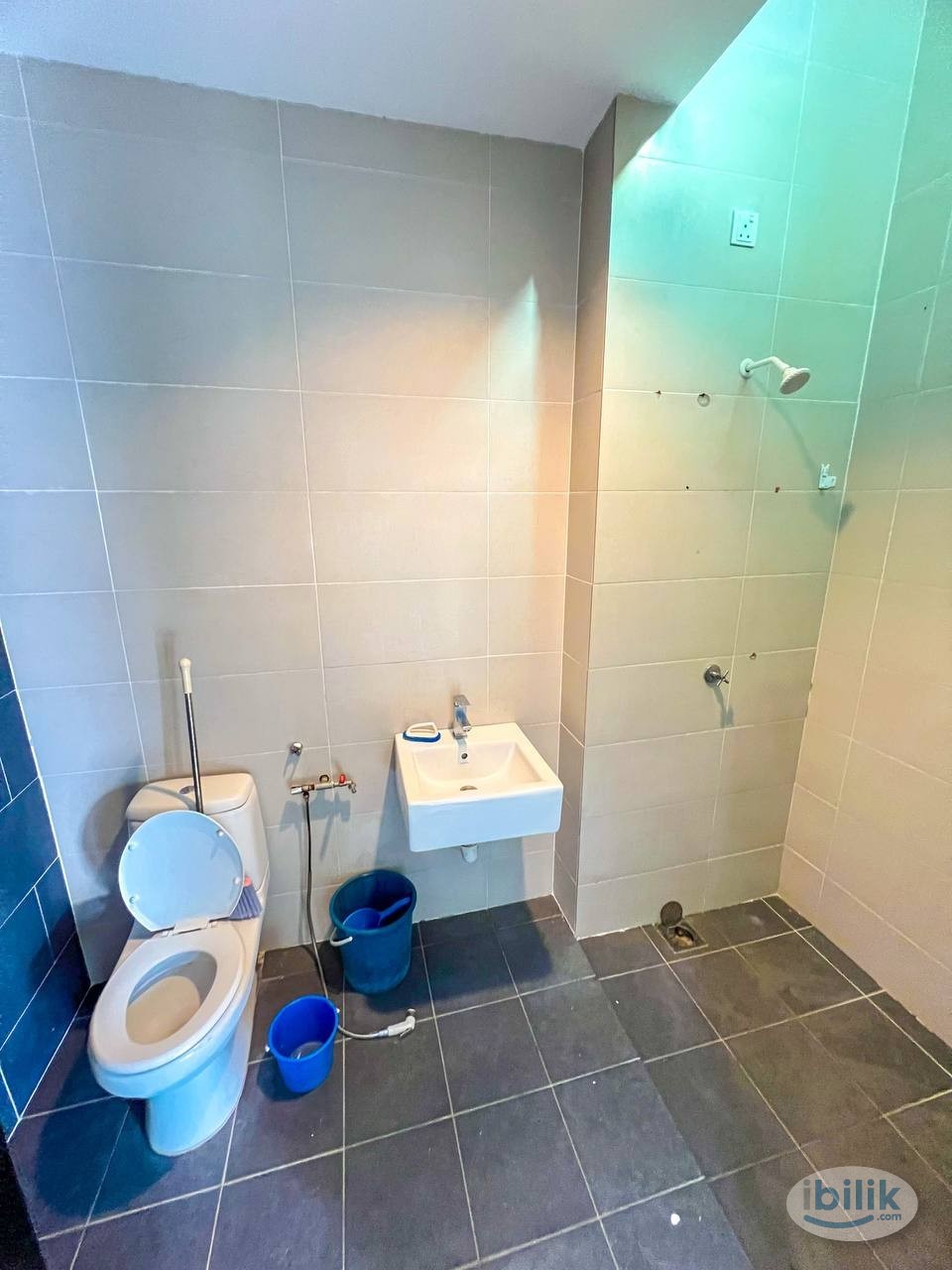 ✨🔥 Bilik Sewa Bajet @ Jalan Hijayu, Sendayan – Small Room, Low Depo! 🔥✨ - Image 3