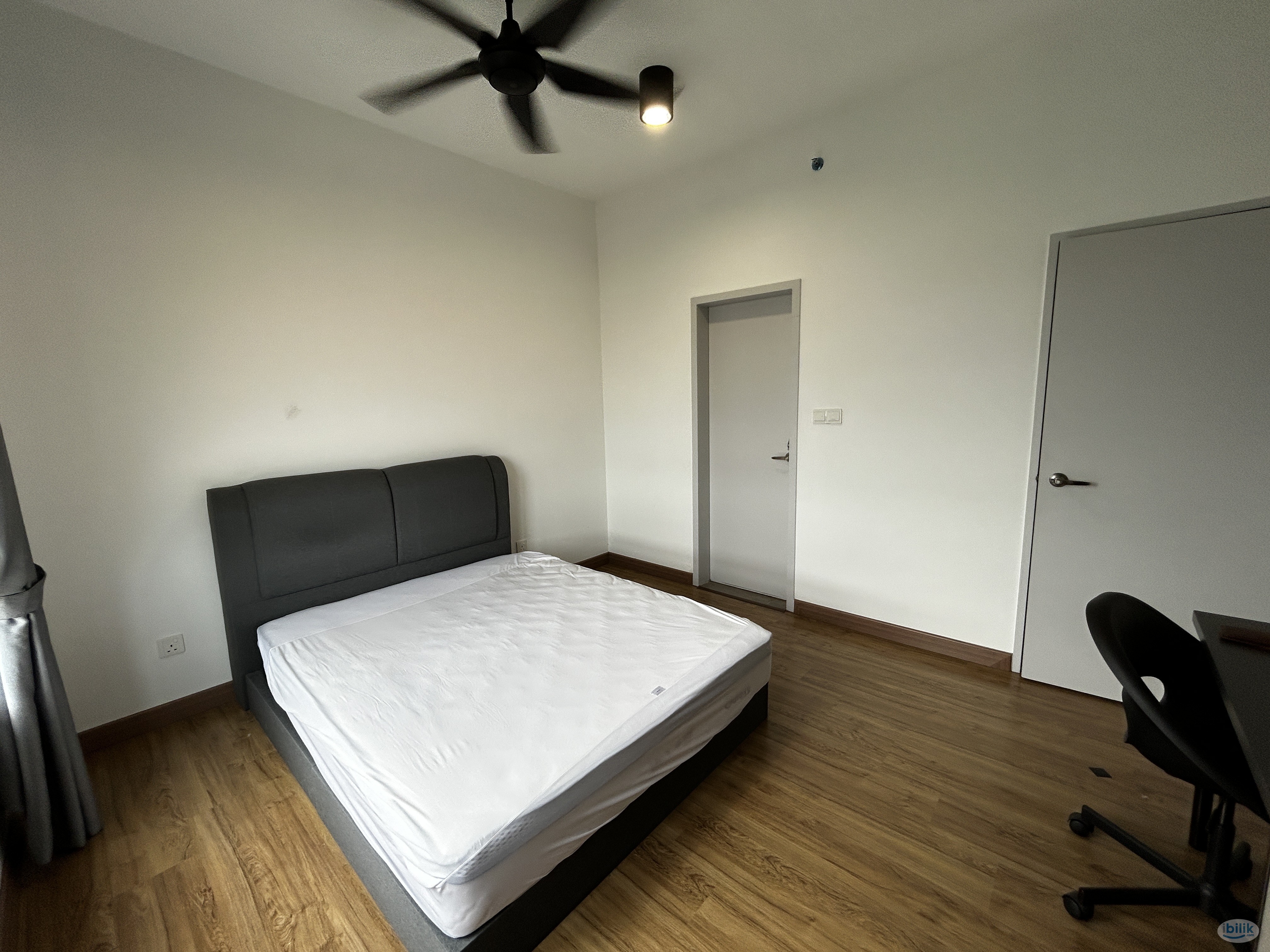Master Room at Bandar Rimbayu, Amber Residence Shah Alam - Image 1