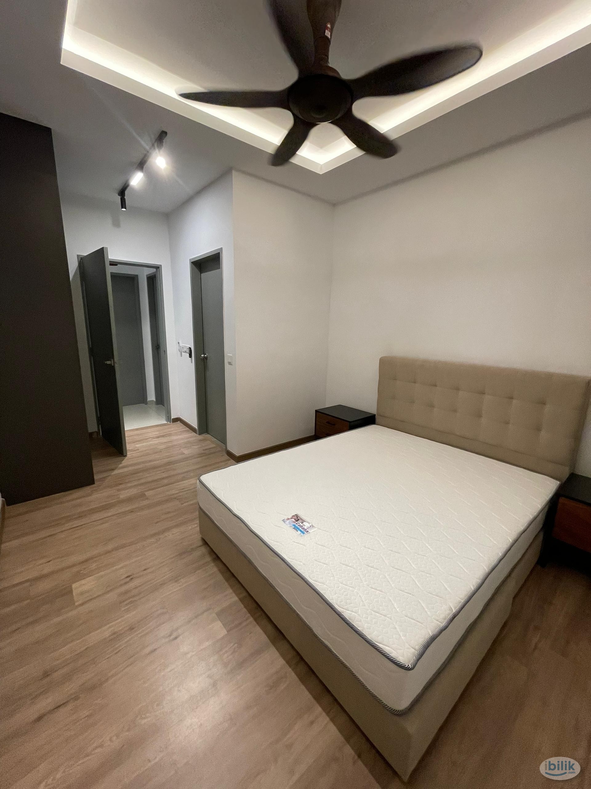 direct owner‼️all female master room with toilet at residensi prima brickfields - Image 2
