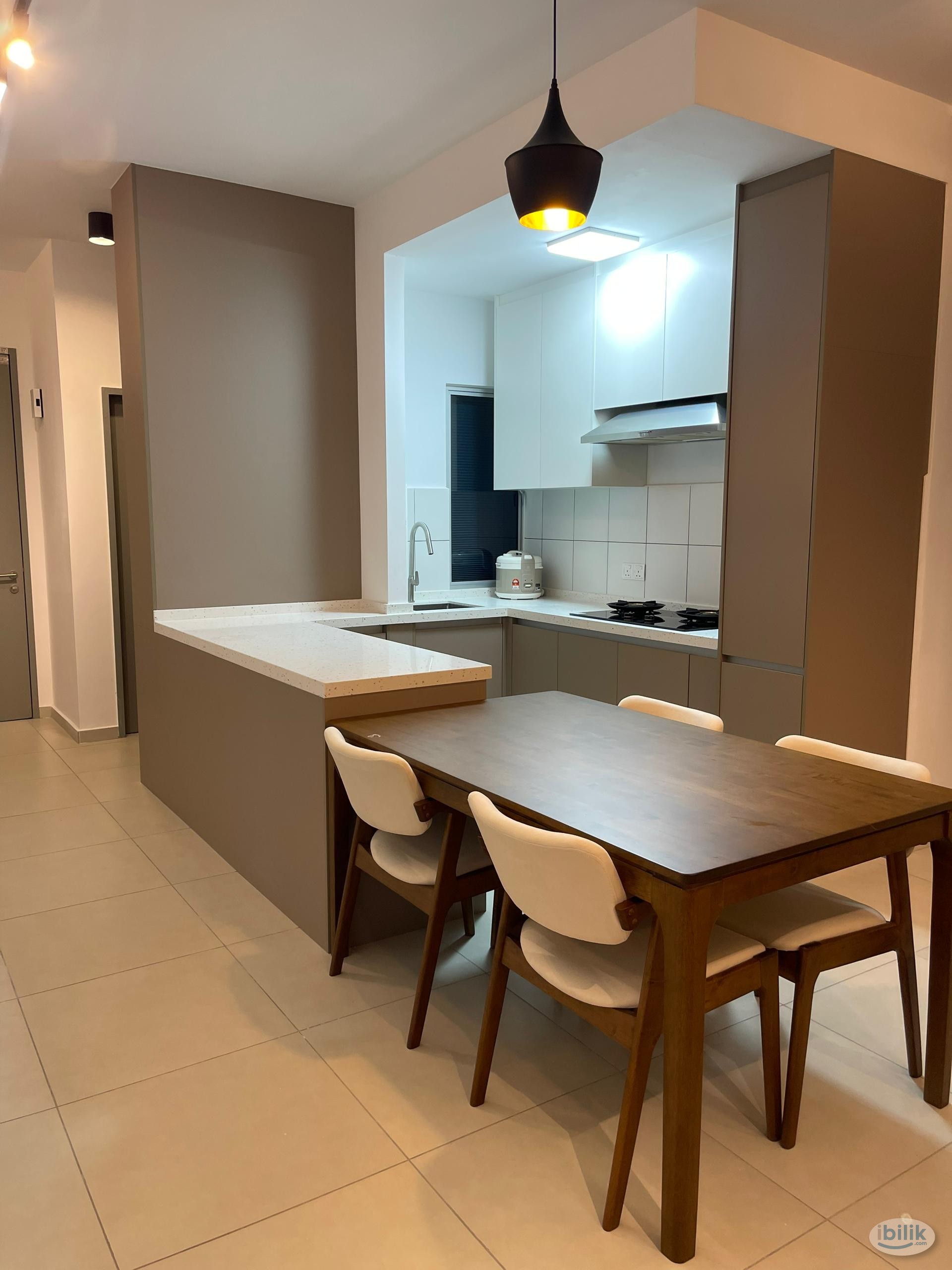 direct owner‼️all female master room with toilet at residensi prima brickfields - Image 3