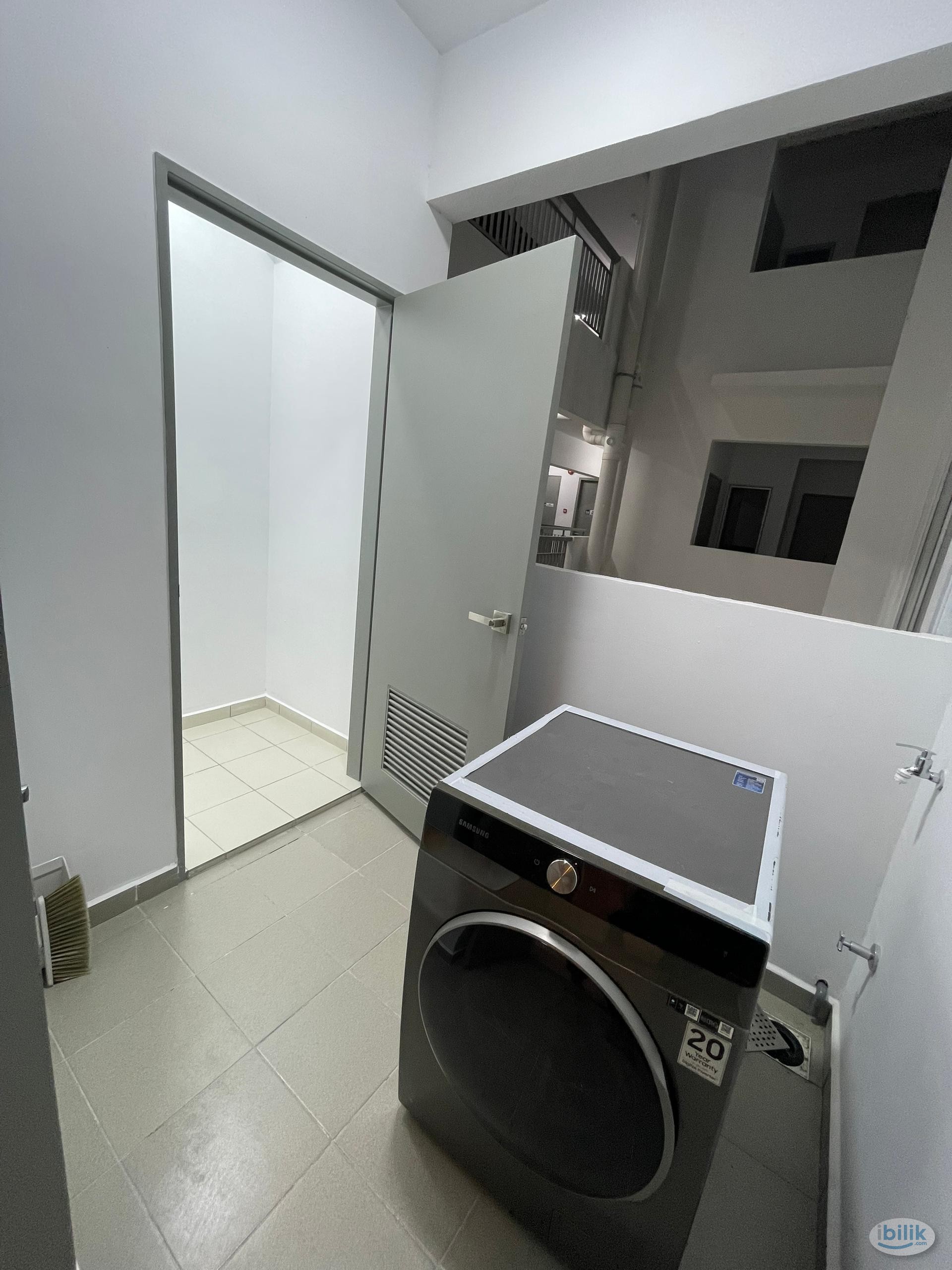 direct owner‼️all female middle room at residensi prima brickfields - Image 4