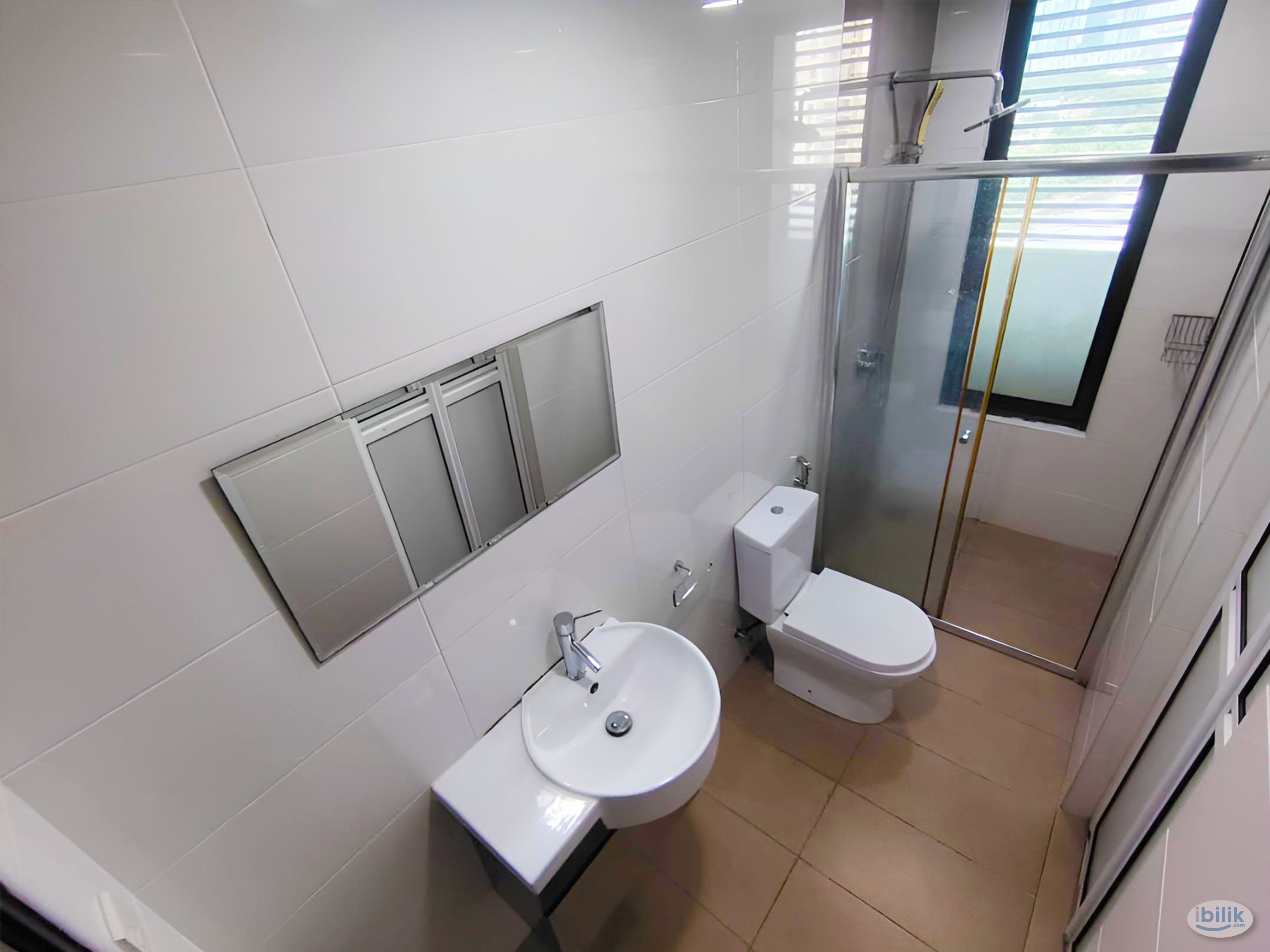 Master Room at Old Klang Road, Kuala Lumpur - Image 3