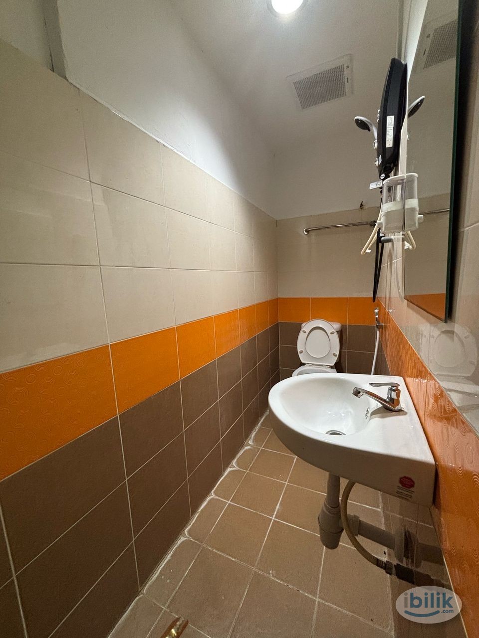 Subang Permai, Shah Alam, Coliving Room to RENT, zero deposit - Image 4